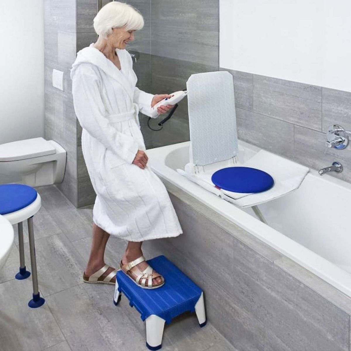 Orca Bath Lifter - MBM Healtchcare